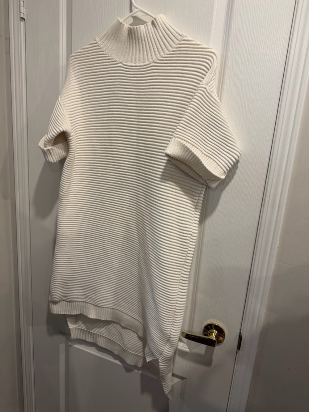 High-Low Ribbed Knit Dress in Cream